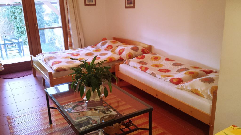 Virag Apartmanhaz Sopron Exterior foto
