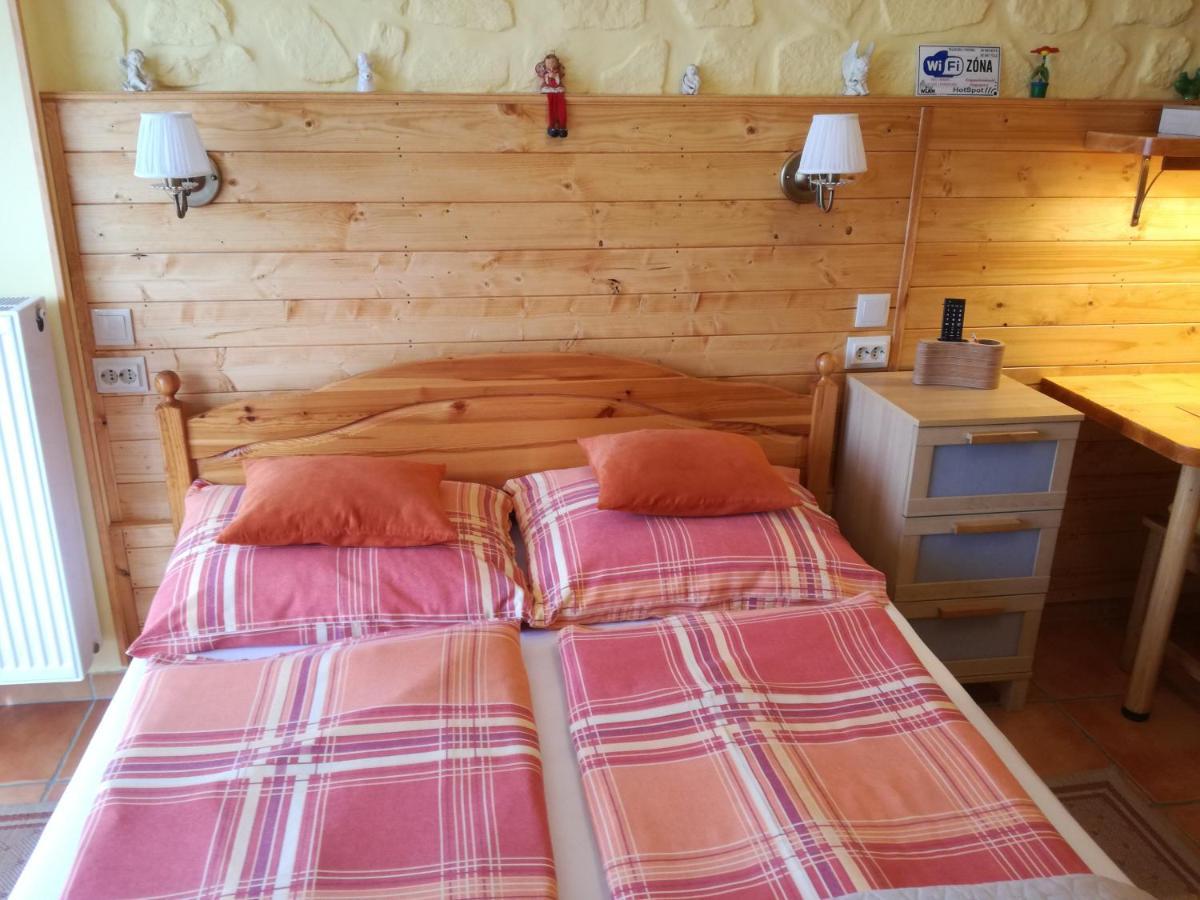 Virag Apartmanhaz Sopron Exterior foto