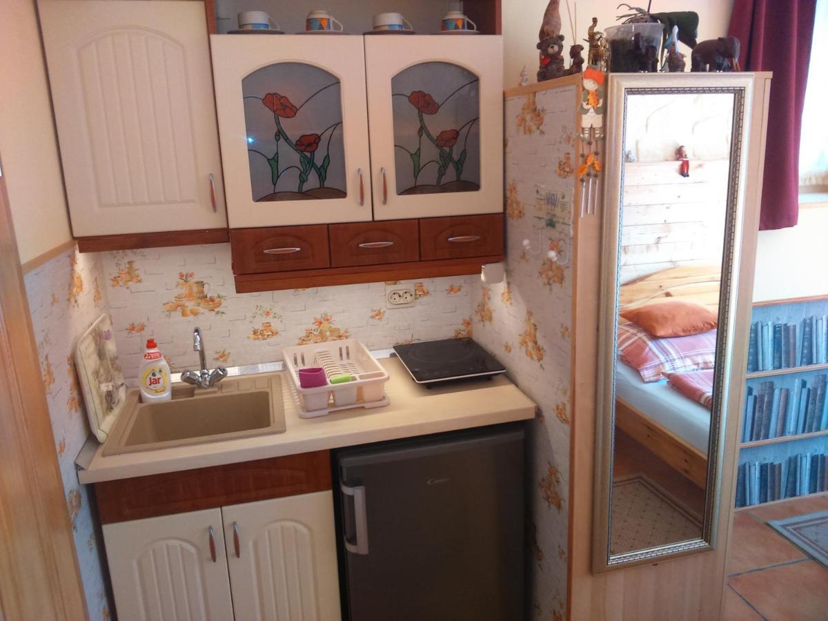Virag Apartmanhaz Sopron Exterior foto